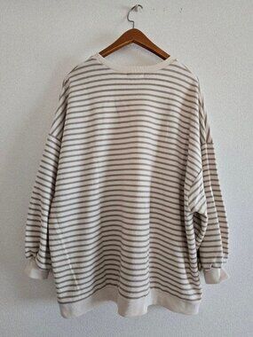 Terear Border Striped Sweatshirt